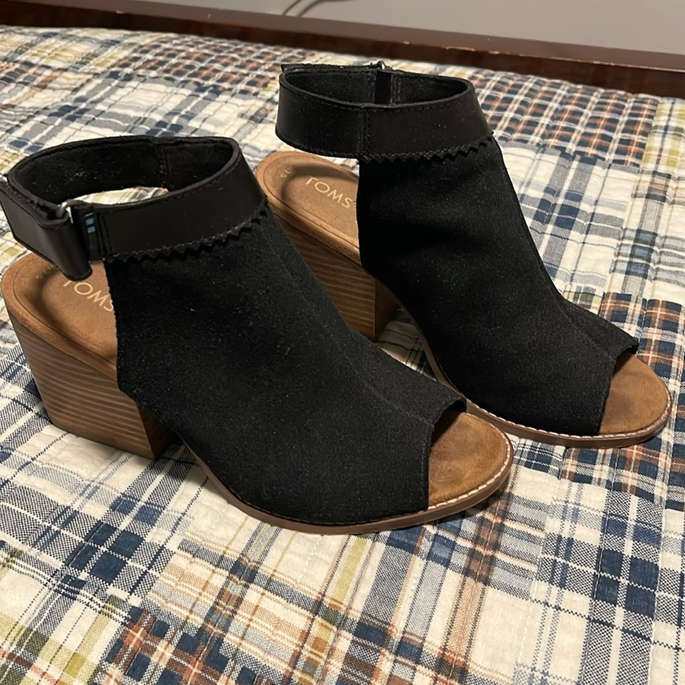 Toms Black Peep Toe Shoes Women Size 7.5